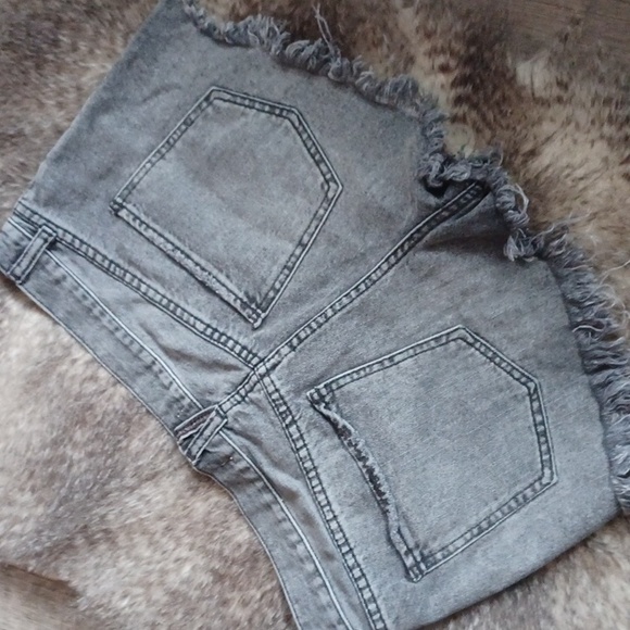 We The Free shorts - Picture 6 of 12